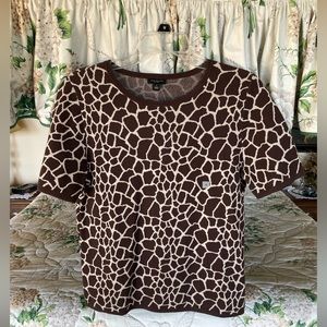 Ann Taylor Factory NWT Brown/Cream Animal Print Short Sleeve Crewneck Sweater.